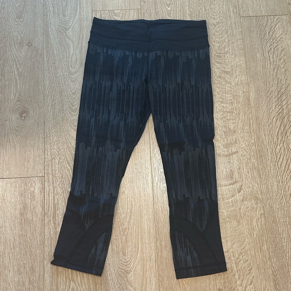Women’s Lululemon High-Rise Crop Leggings 23” Running Shine w/ Zipper Pocket - 4